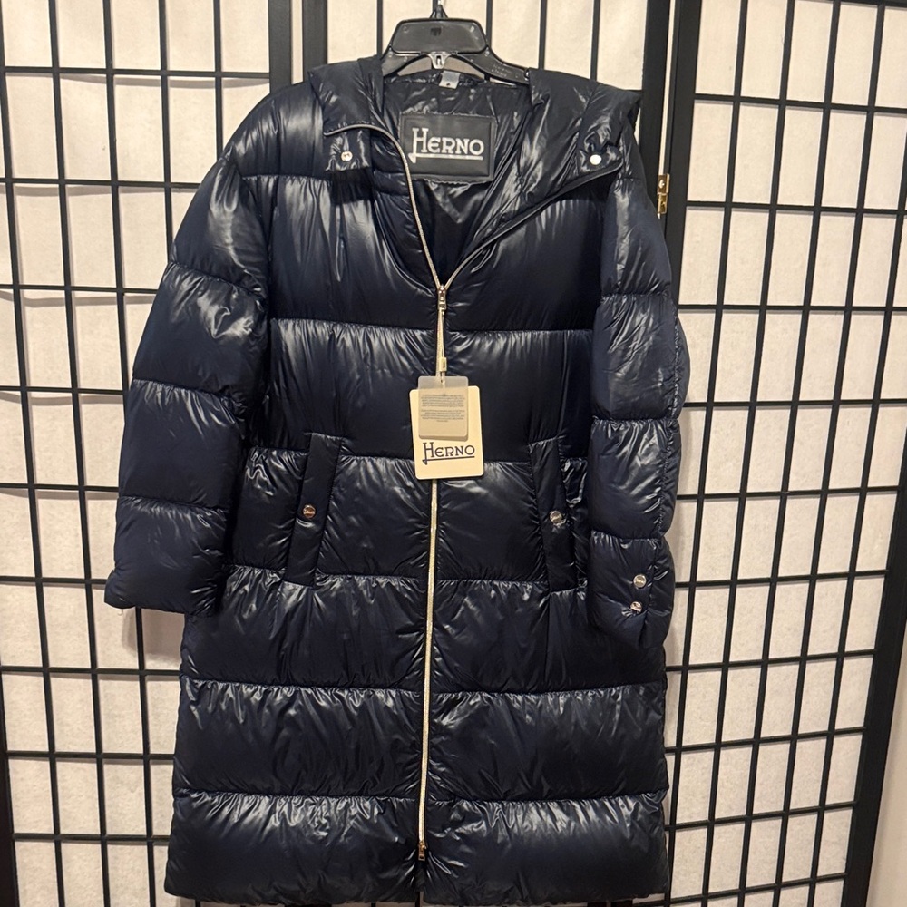 Herno Ultralight Weight Navy Glossy Puffer - Picture 3 of 6